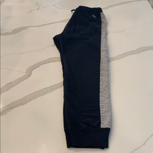 Abercrombie kids sweatpants . Black size 13/14